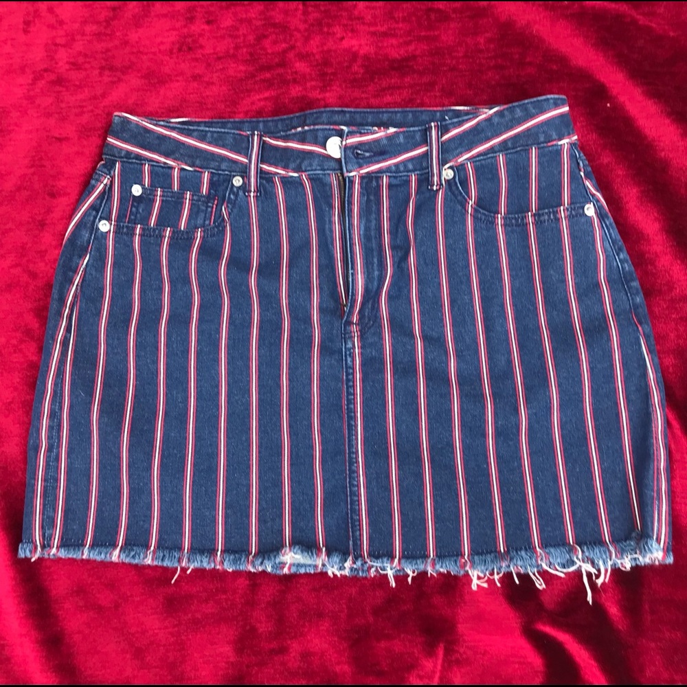 American eagle women’s skirt sz 14